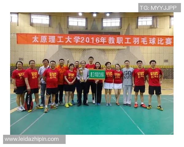 深圳羽毛球队盯防策略分析及其在比赛中的成效与不足之处探讨