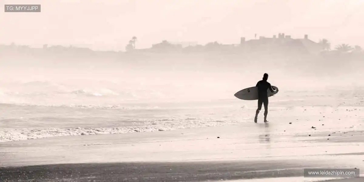 球星同款周边，把热爱穿在身上！👕